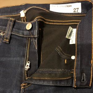 Damaged Jeans purchased from @azuehlke90